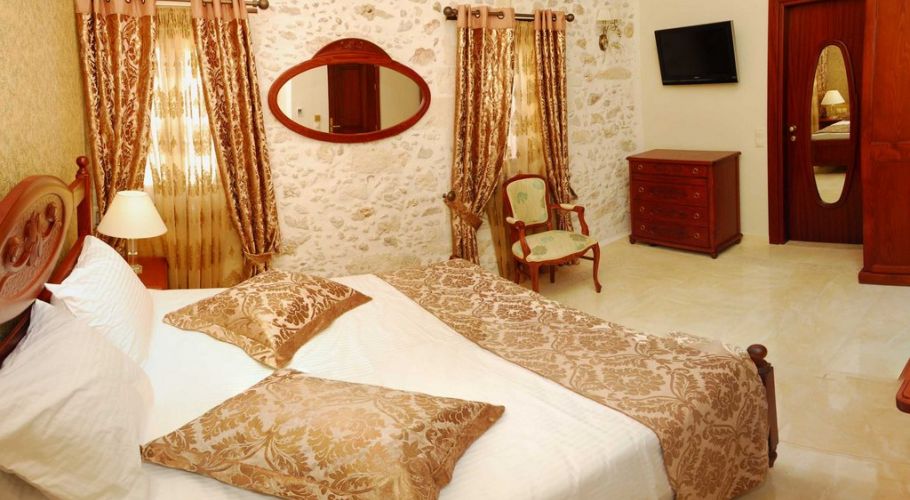 image of guestroom antica dimora suties crete greece_high 2