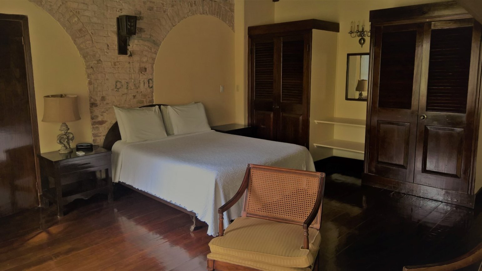 image of contemporary studio copper and lumber store historic inn english harbour antigua and barbuda_high