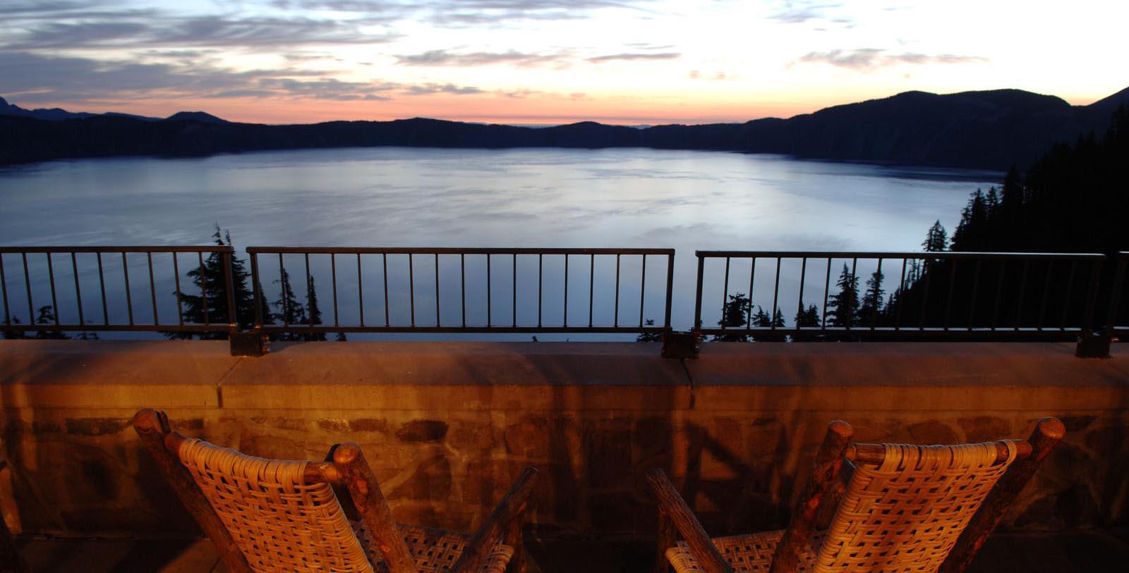 mfrcl masthead cl8200craterlakesunsetbalconyview