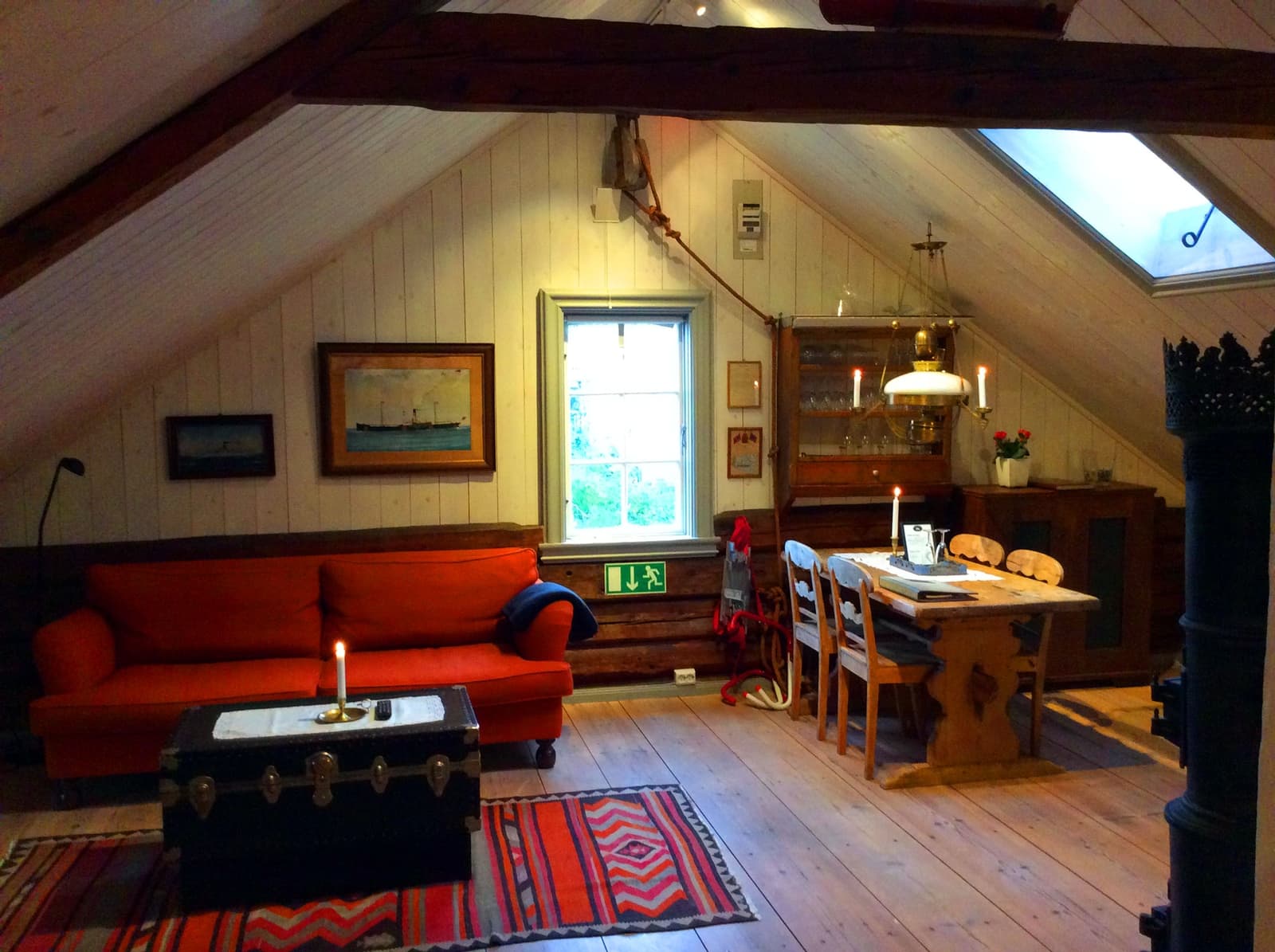 a room with a table and chairs