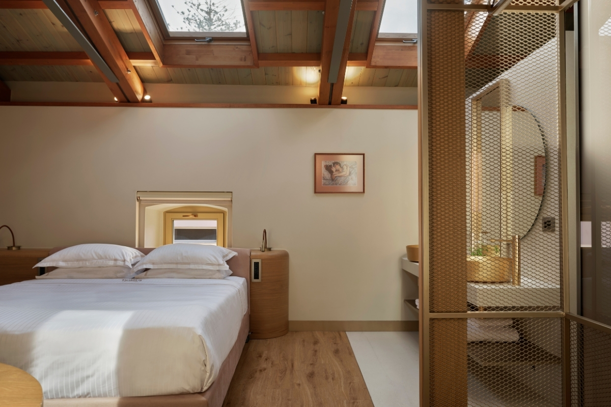 1200x800_domus_blanc_gallery_accommodations_attic_suite_with_living_room_and_skylight_high 69d909a299f94