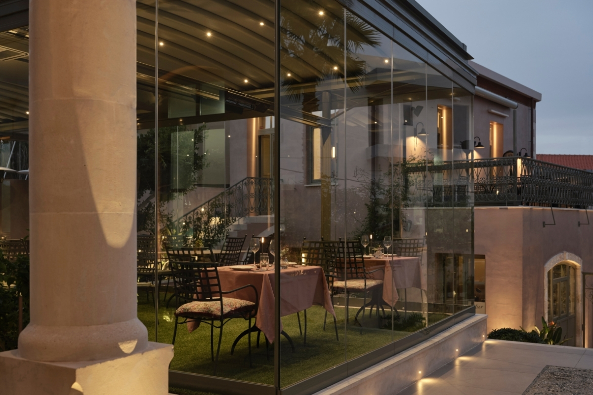 1200x800_domus_blanc_gallery_exterior_19_high 69d8ffb6f2486