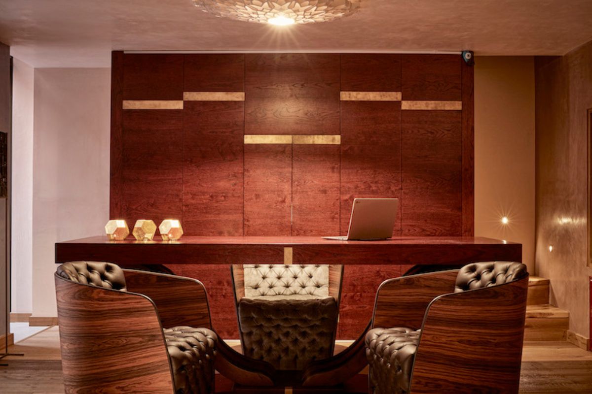 a room with a table and chairs