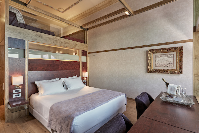 a room with a bed and a table