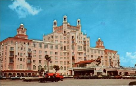 a large building with many windows