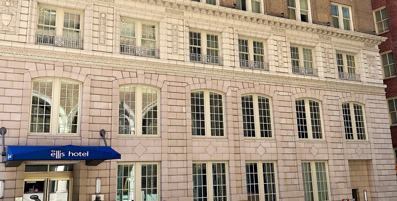 a building with many windows