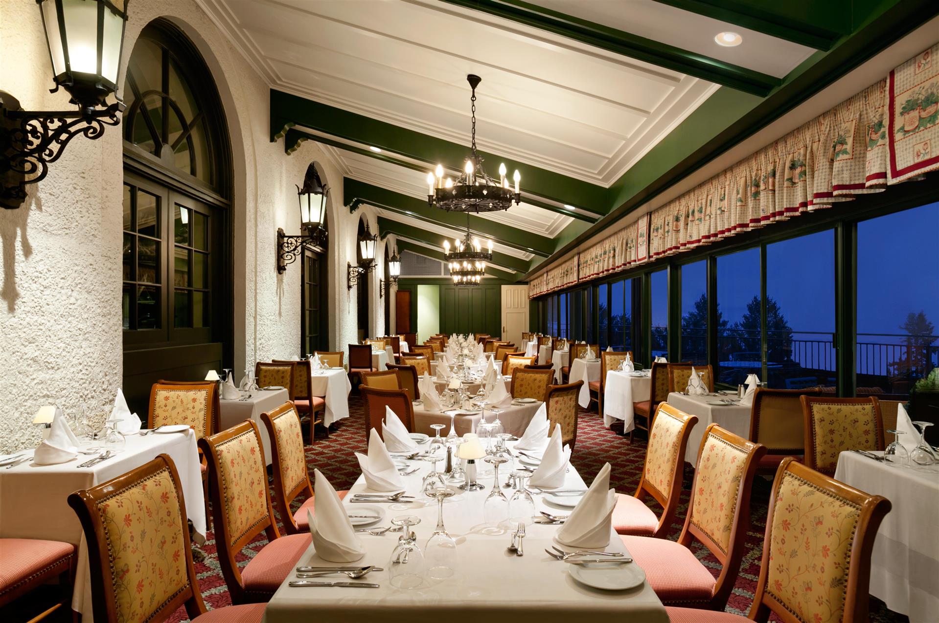 a room with tables and chairs