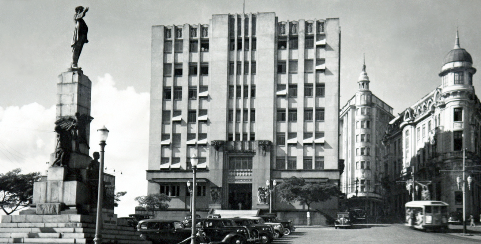 a building with cars parked in front of it
