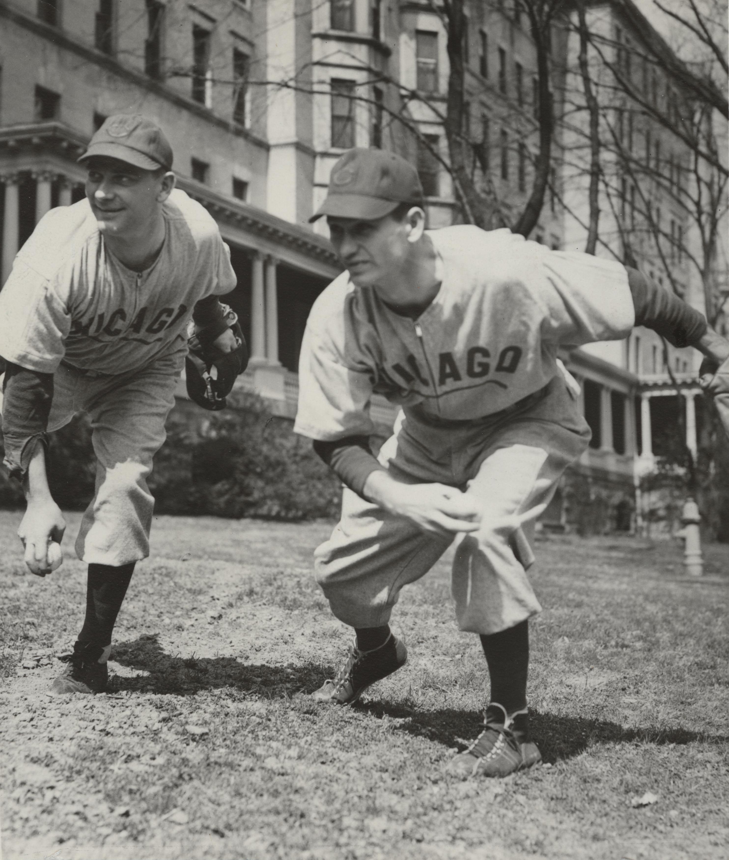 a group of baseball players in uniform
