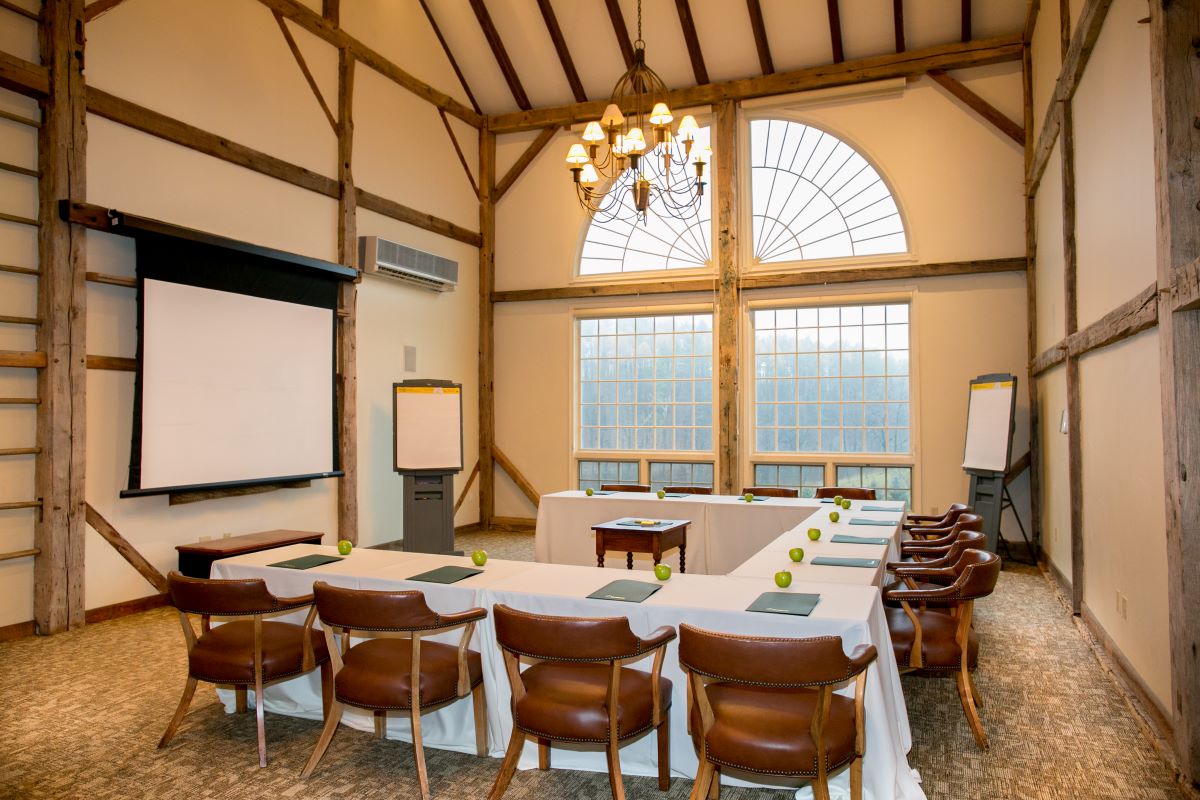 image_of_meeting_space_with_u shaped_setup_glasbern_in_fogelsville_pennsylvania_high 64b58d7897d22