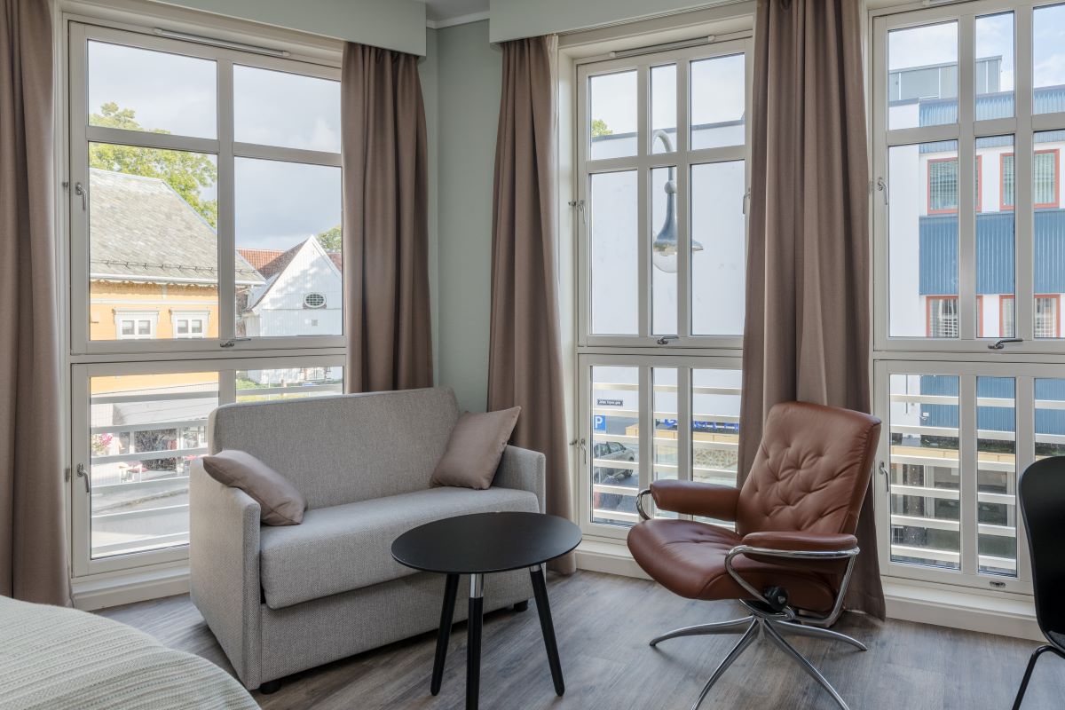 a living room with a couch and a coffee table