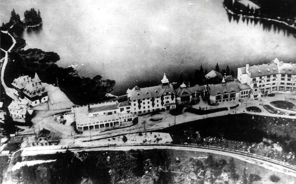 an aerial view of a building