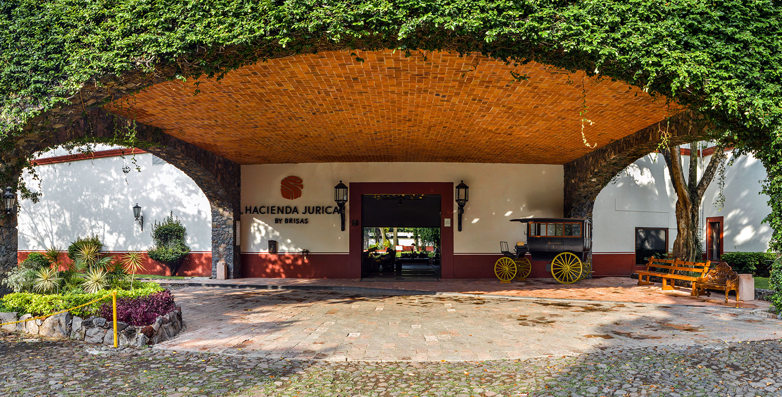 a carriage in front of a building