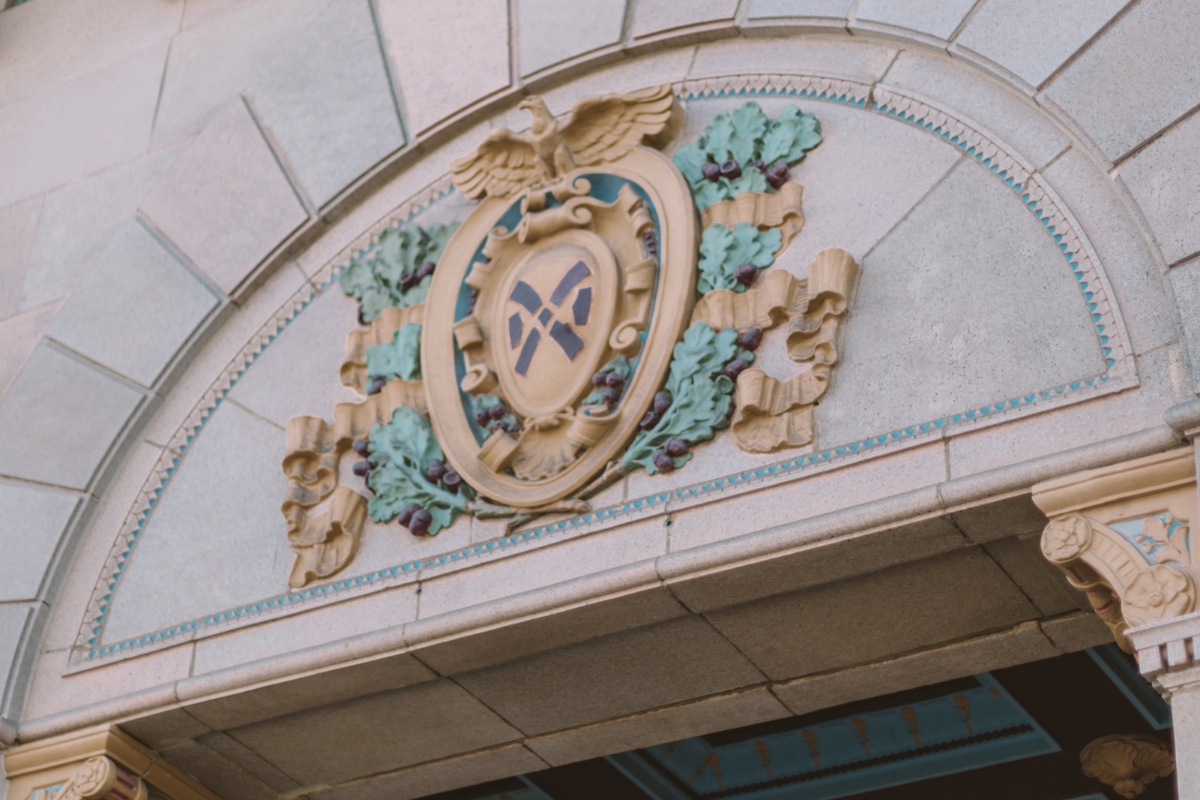 1200_x_800_harbor_court_hotel_gallery_details_high 6971296cedbdc