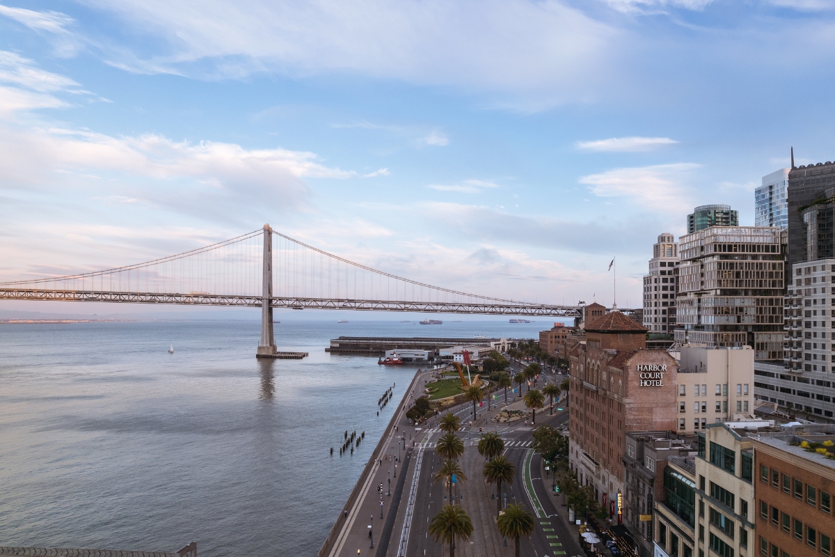 1200_x_800_harbor_court_hotel_gallery_view_2_high 6971292bc642b