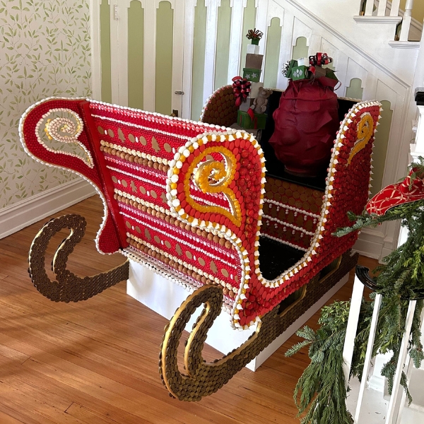 a christmas sleigh with candy canes