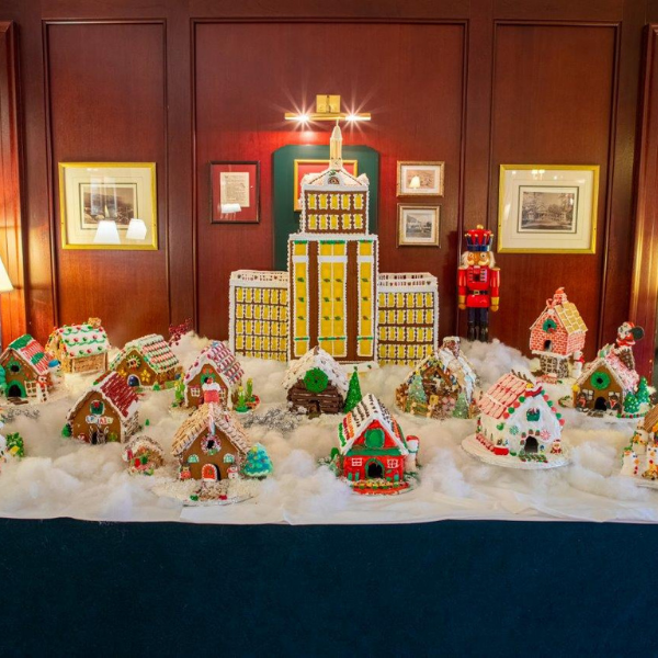 a display of gingerbread houses