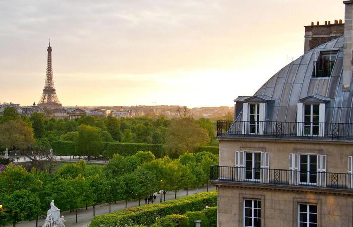 parhr cards 1_viewtuileries4 otelreginaparis 7