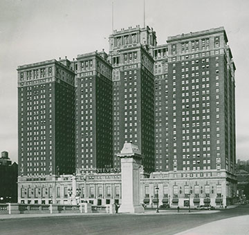 a large building with many windows