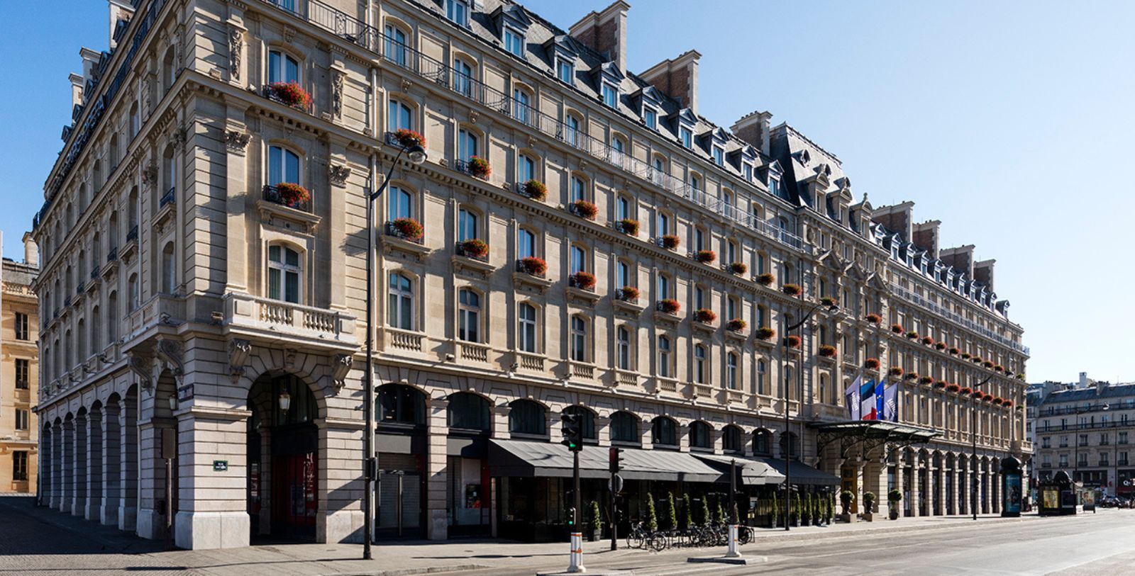a building with many windows