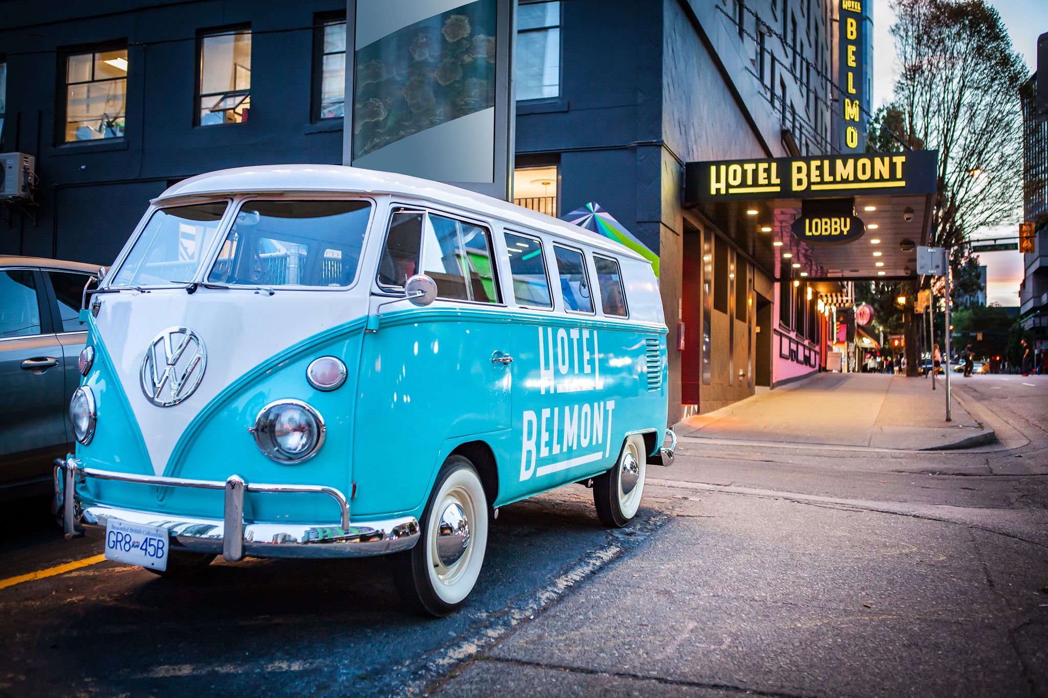 hotel_belmont_exterior_and_vintage_car_high 623ddc6246a13