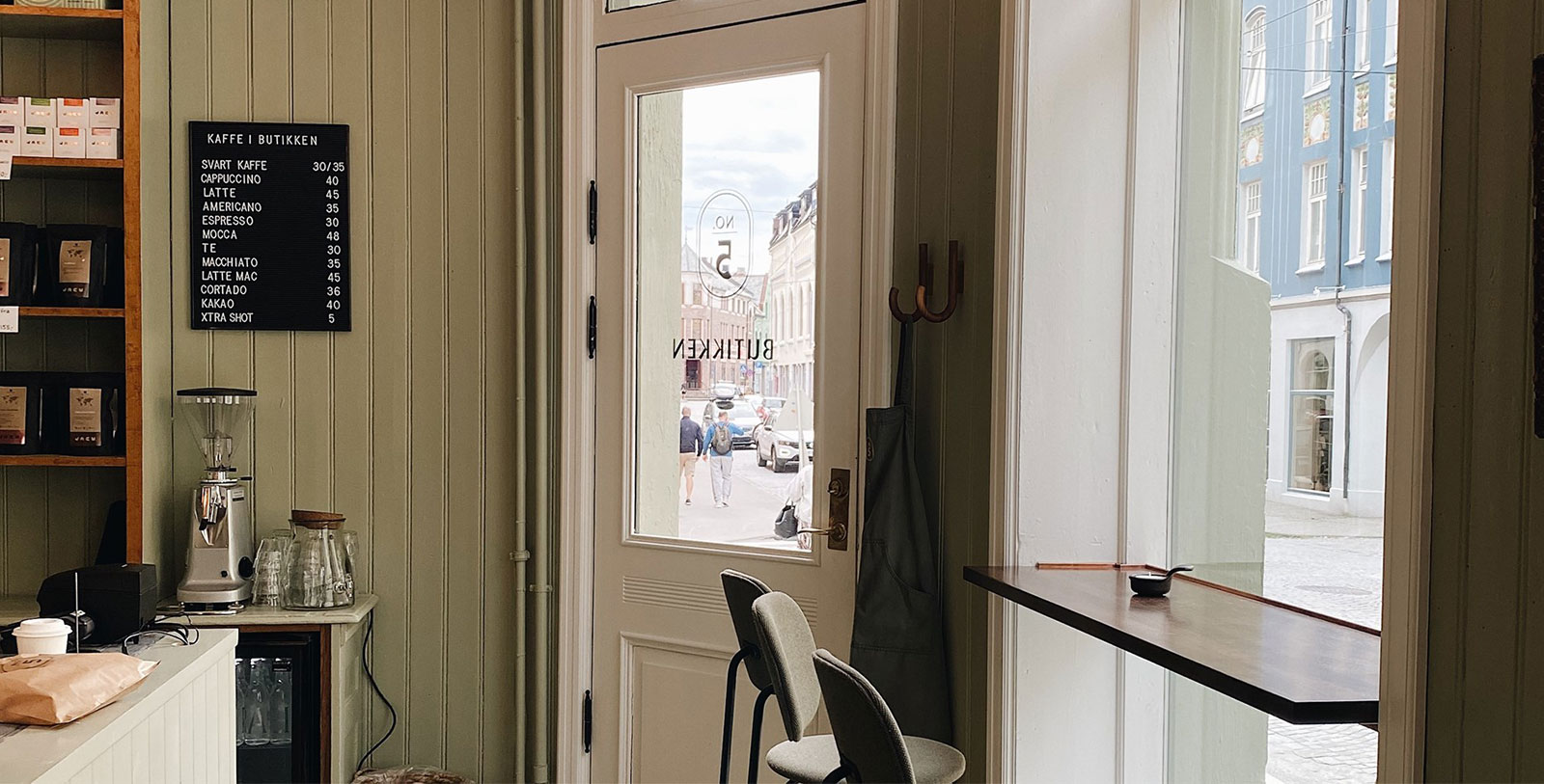 a door with a glass pane in the window
