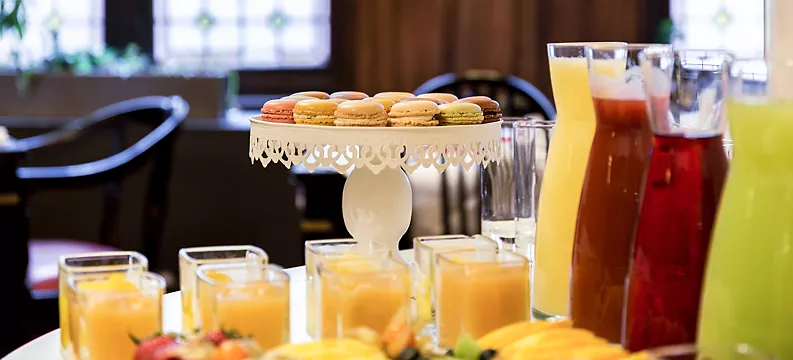 a table with food and drinks