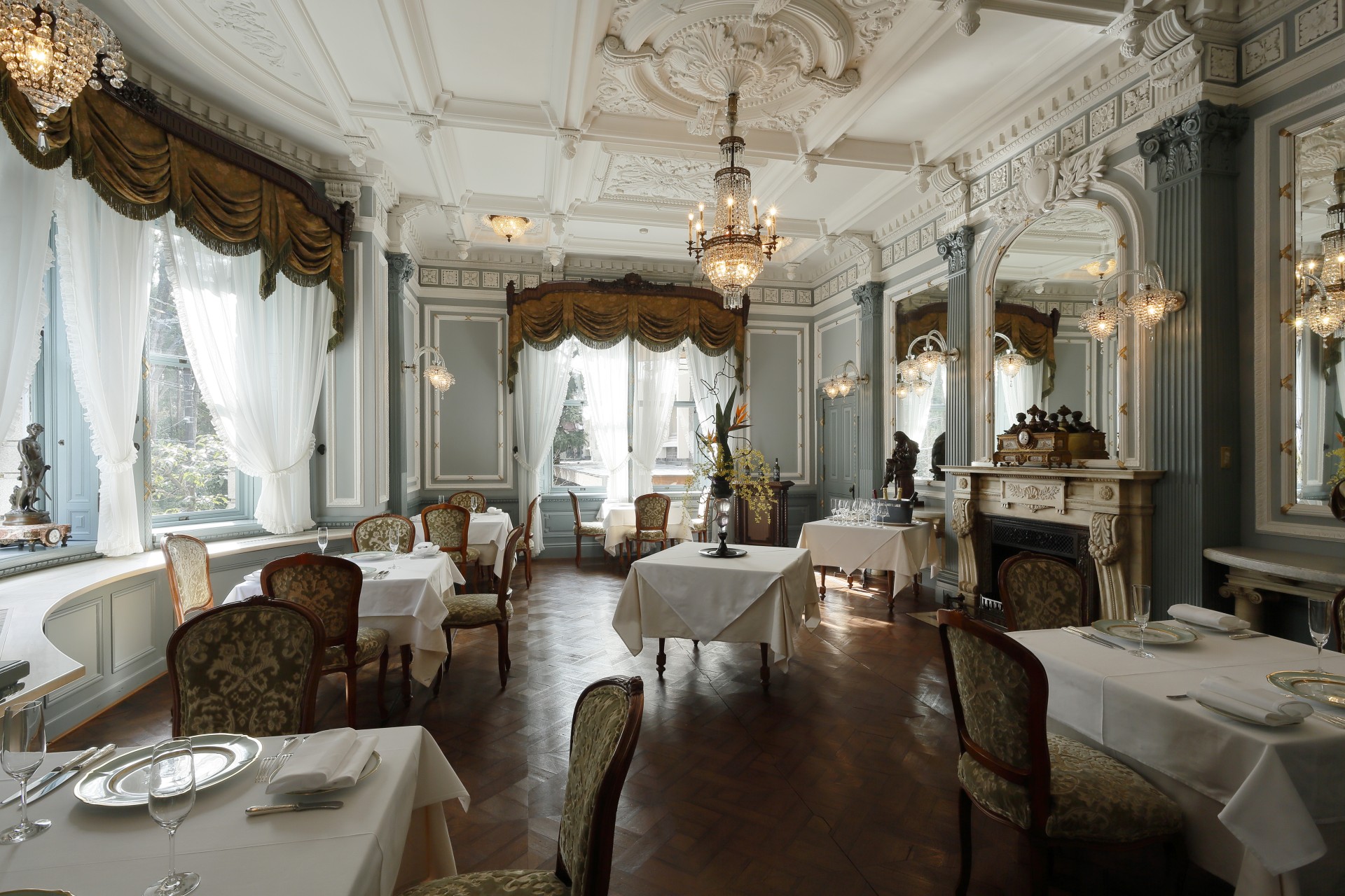 a room with tables and chairs
