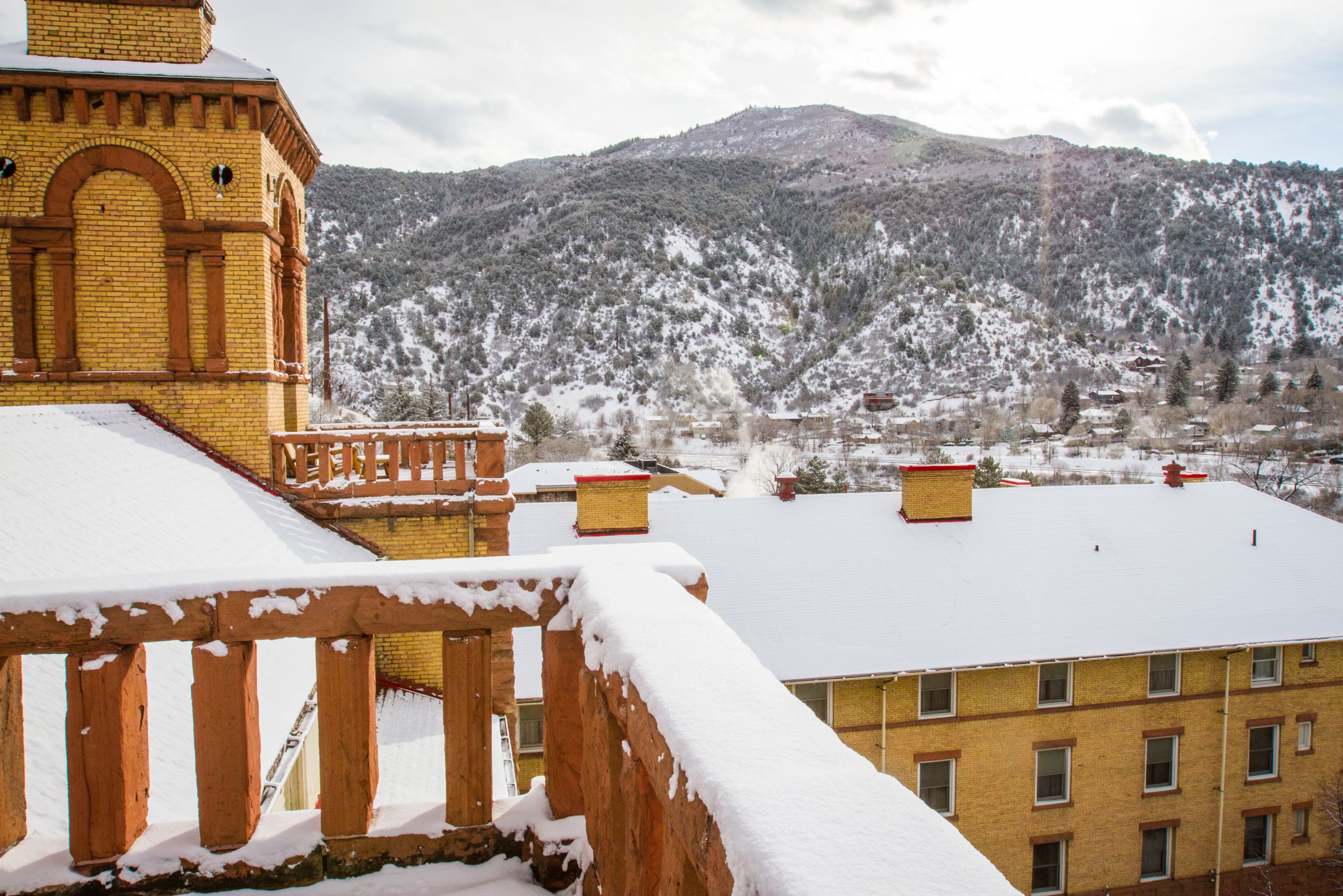 a snow covered rooftop of a building
