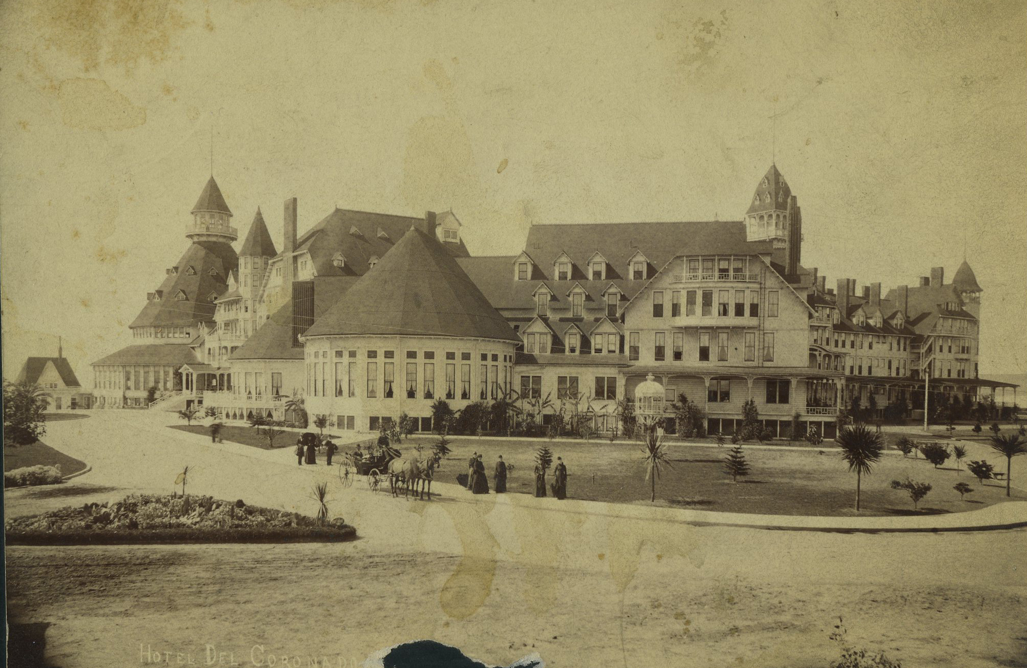 a large building with a large tower