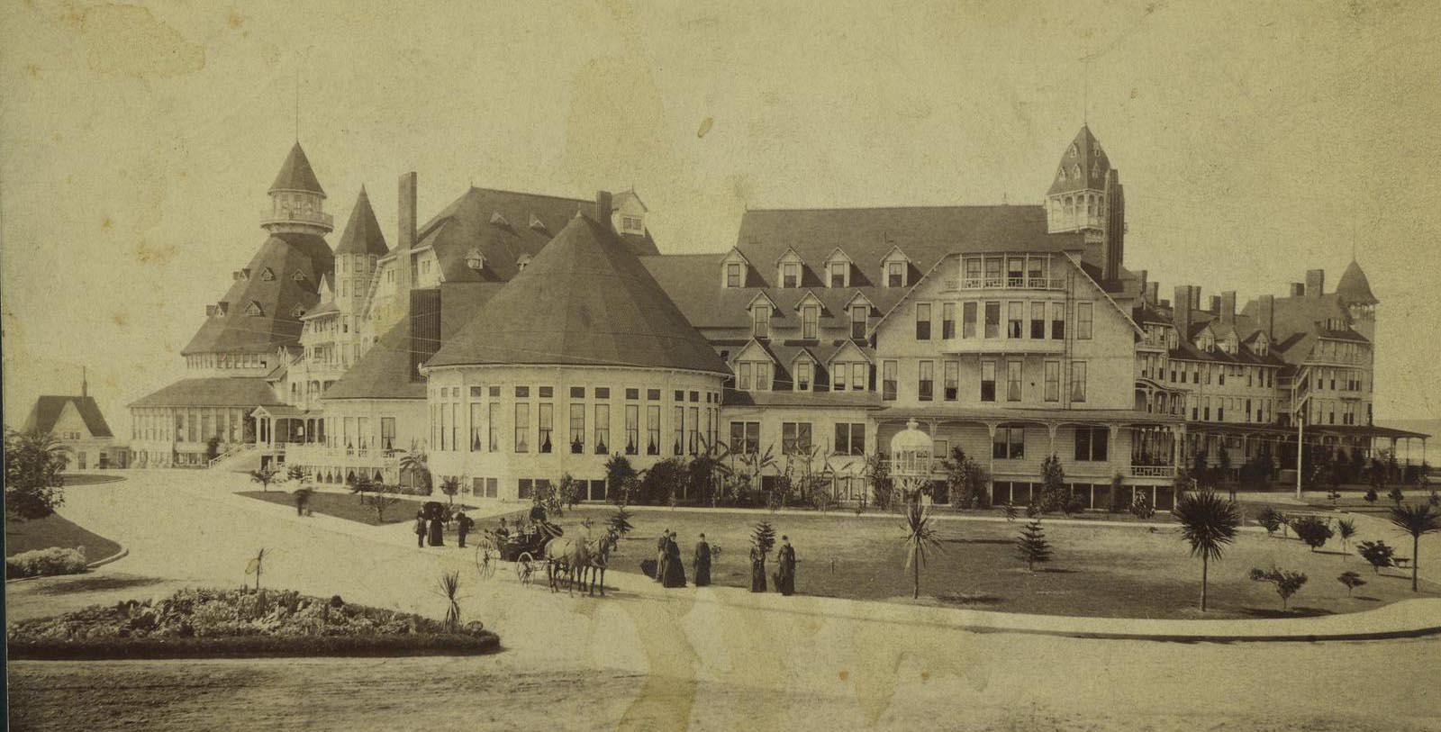 a large building with a large round roof