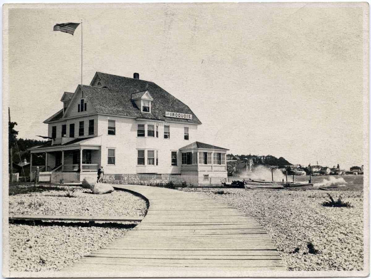 historic_ _1904_ _suze_oostendorp_high 64dbd470000aa