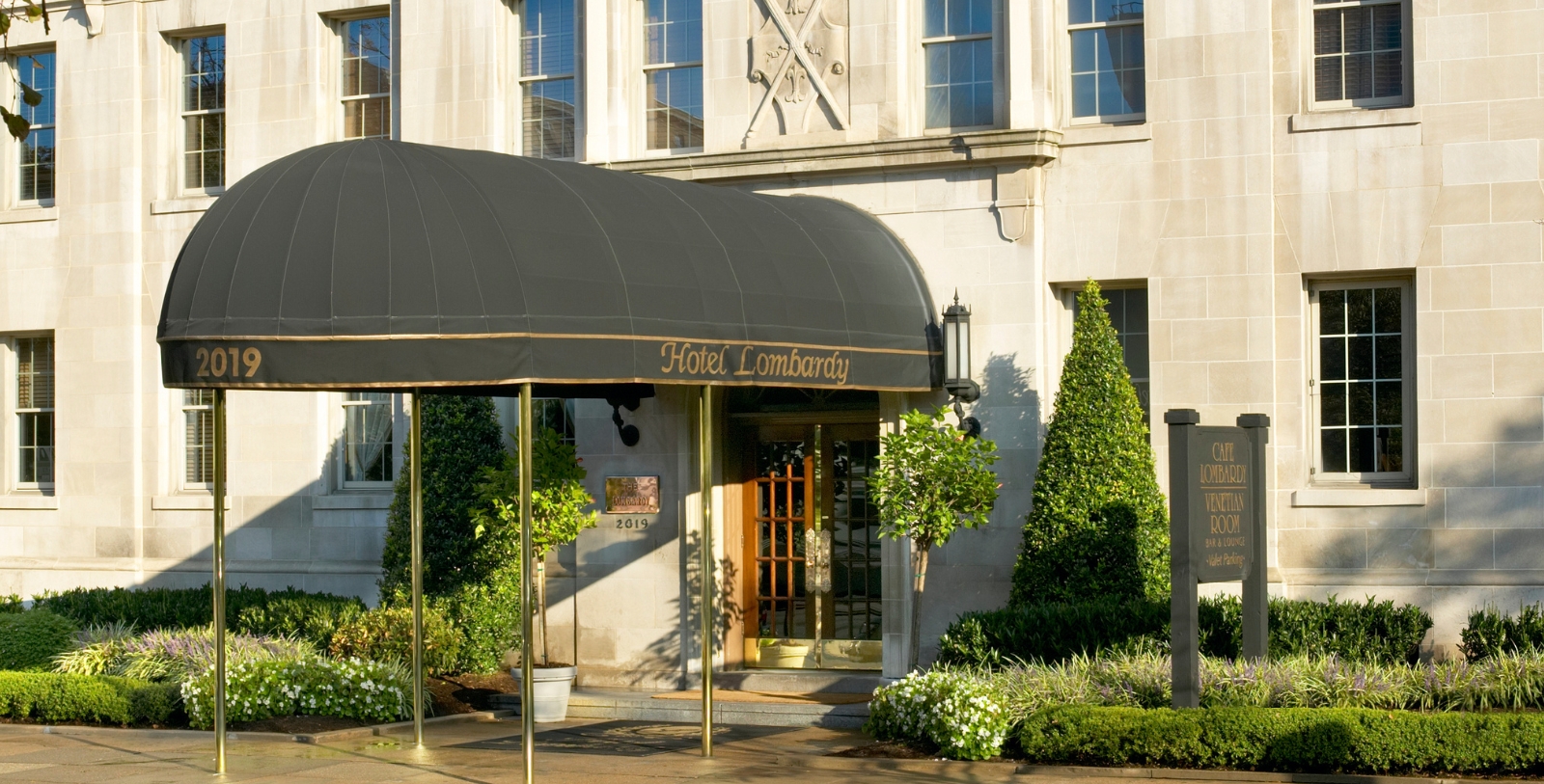 a front of a hotel