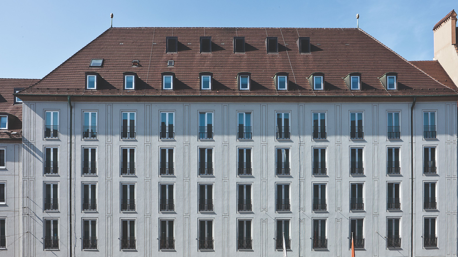 a building with many windows