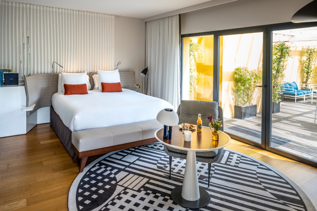 a room with a bed and a table