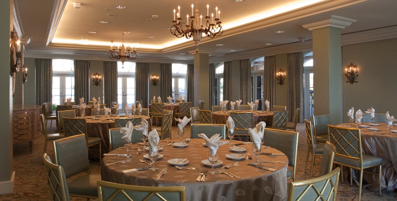 a room with tables and chairs