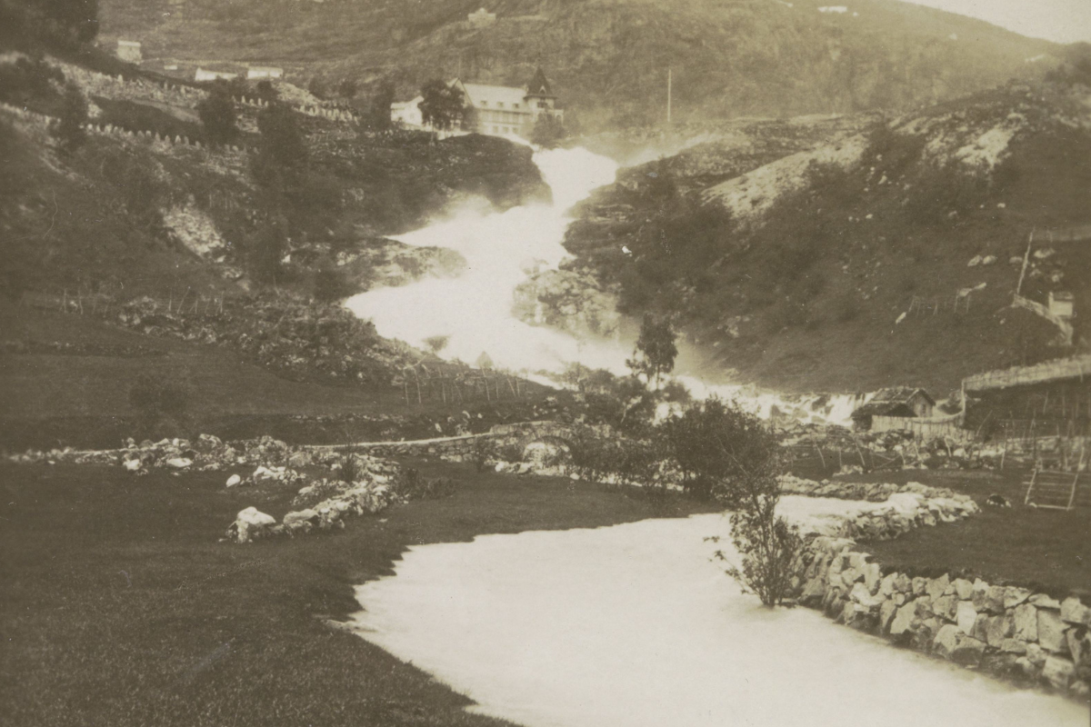 a river flowing through a valley