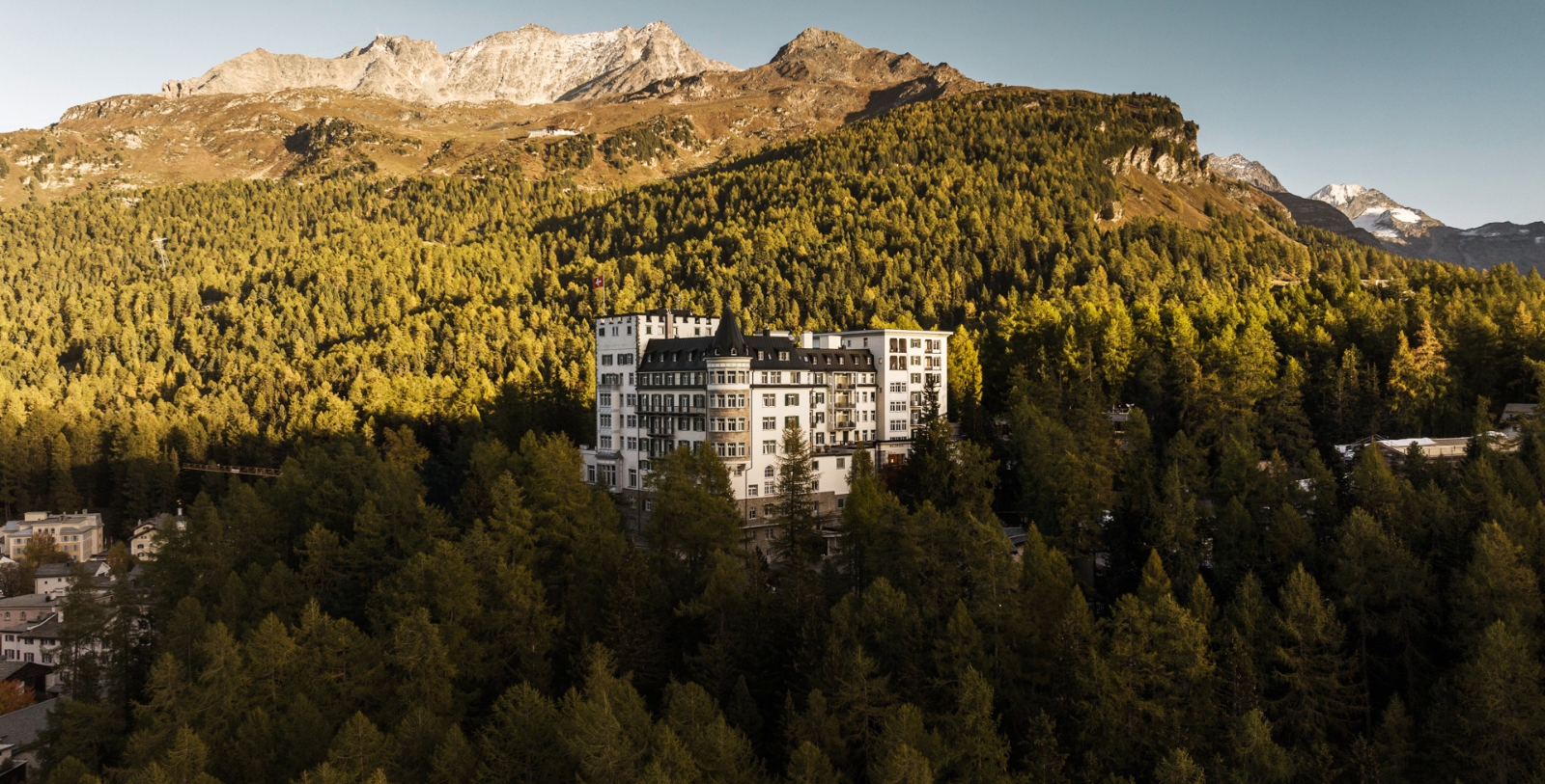 a building surrounded by trees