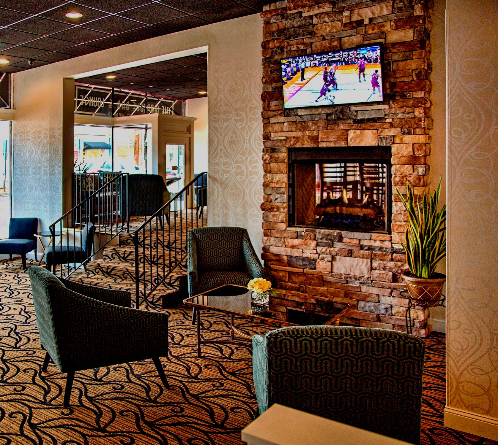 image of marquee bar and lounge interior hotel warner west chester pennsylvania_high
