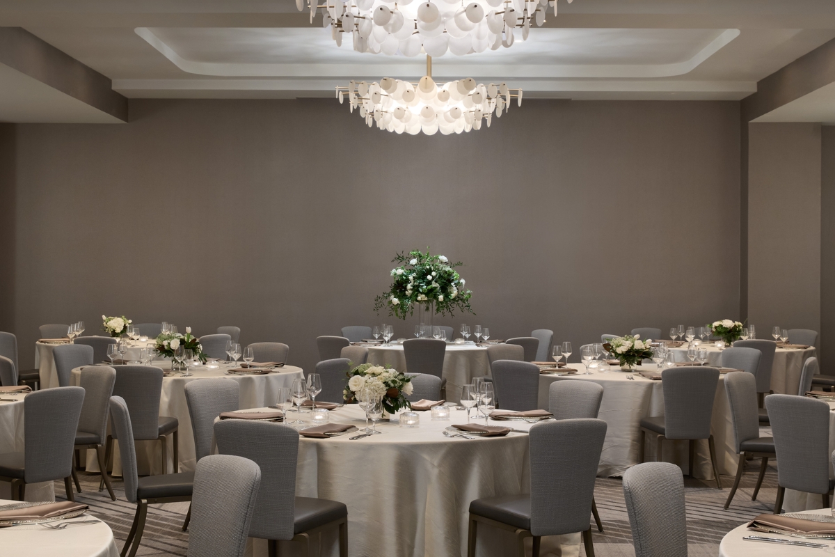 1200x800_intercontinental_indianapolis_gallery_monumental_ballroom_3_high 6970f3c2544bb