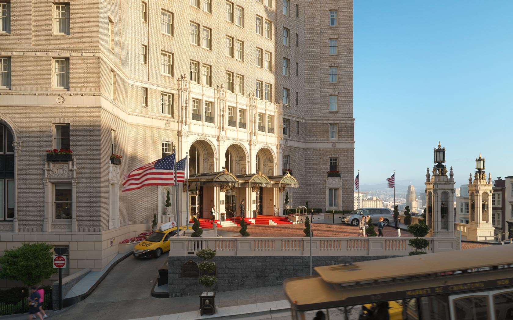 intercontinental_mark_hopkins_exterior