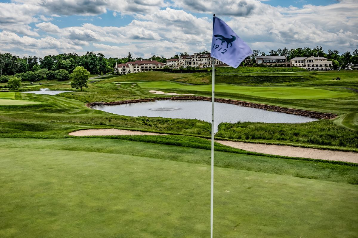 a flag on a golf course