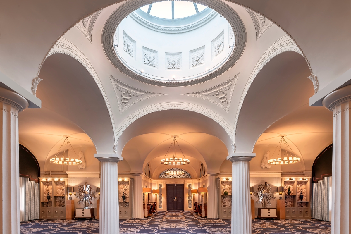 paris_ballroom_high 69a9fa5827858
