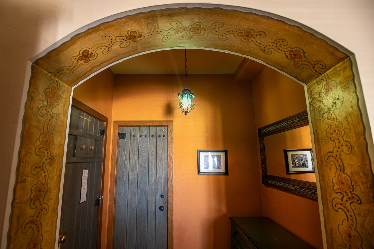 Image of Guestroom of La Posada, 1930, a Member of Historic Hotels of America in Winslow, Arizona.