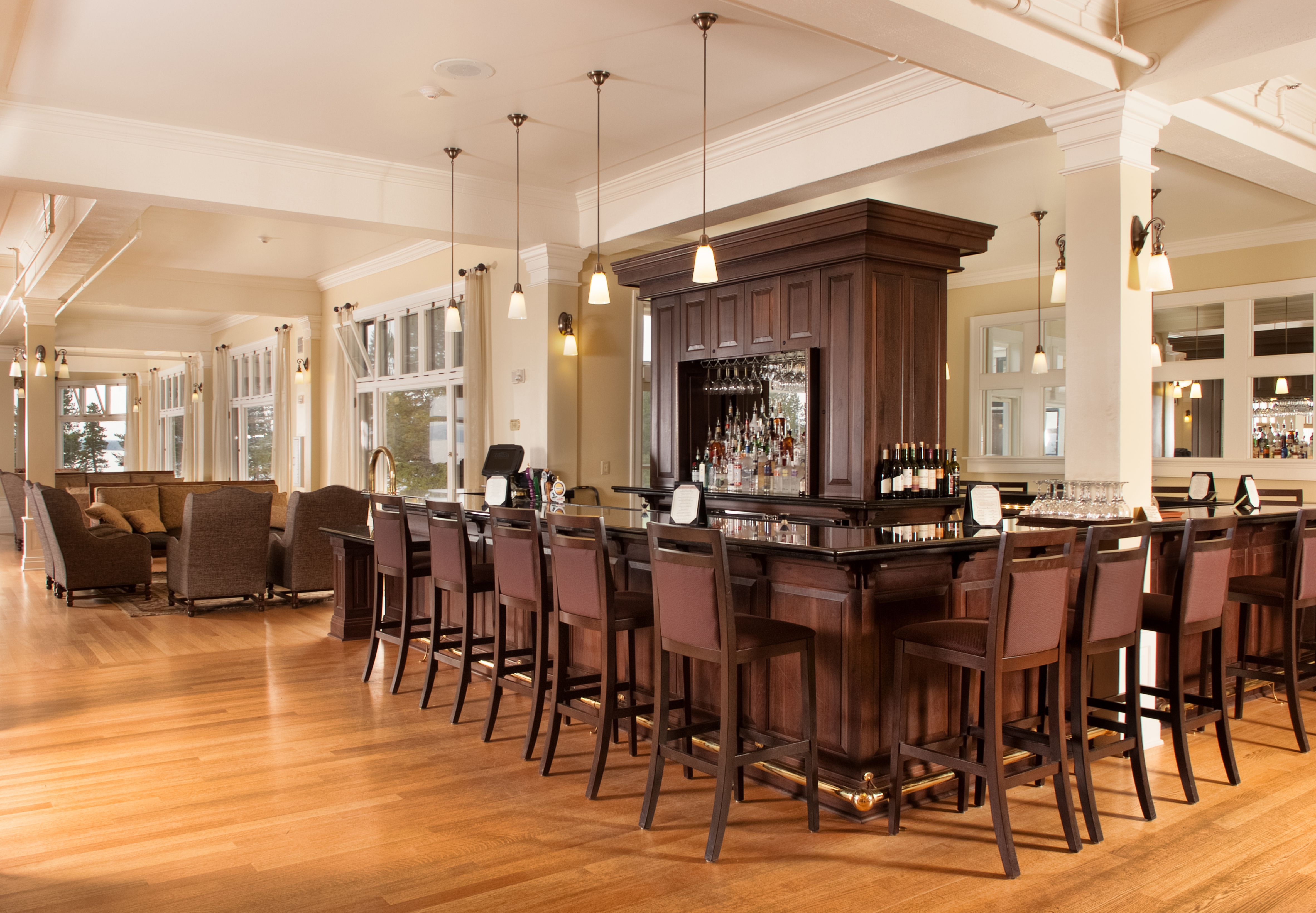 image of bar area lake yellowstone hotel and cabins yellowstone national park wyoming_high
