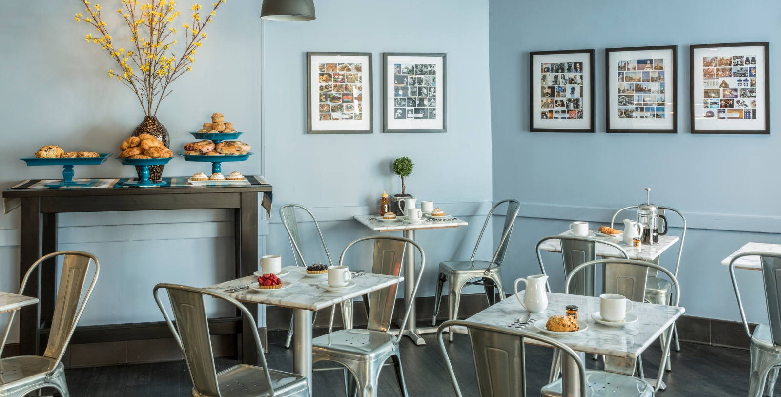 a table and chairs in a room
