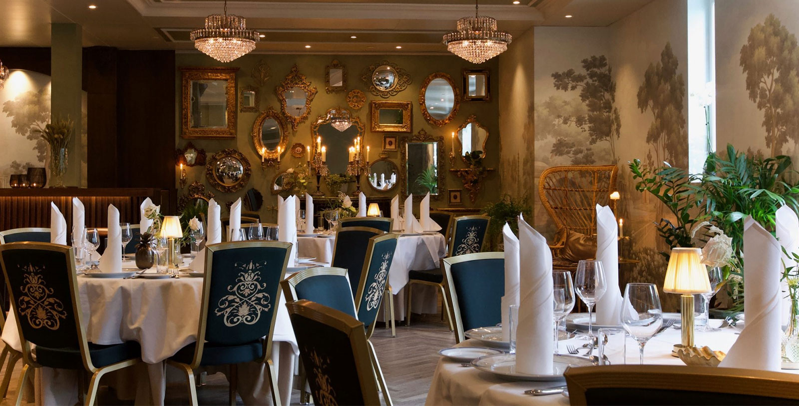 a room with tables and chairs