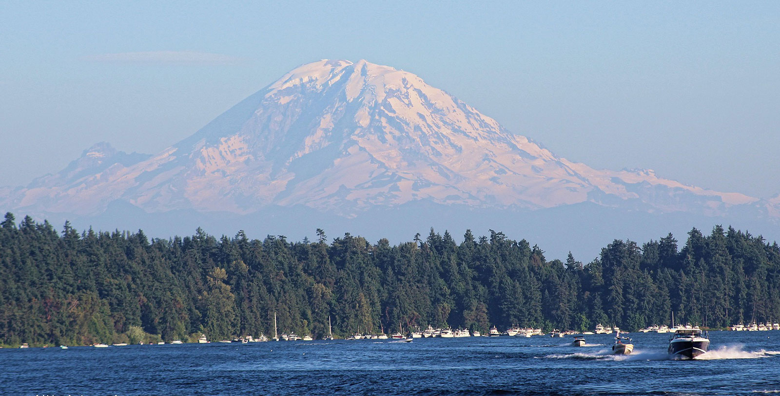 a mountain in the distance
