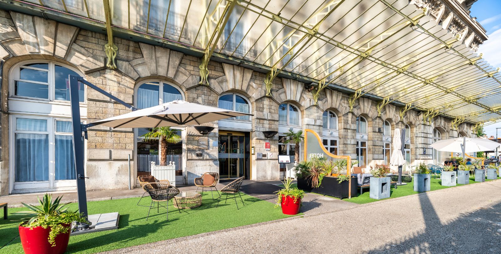 a building with a glass roof