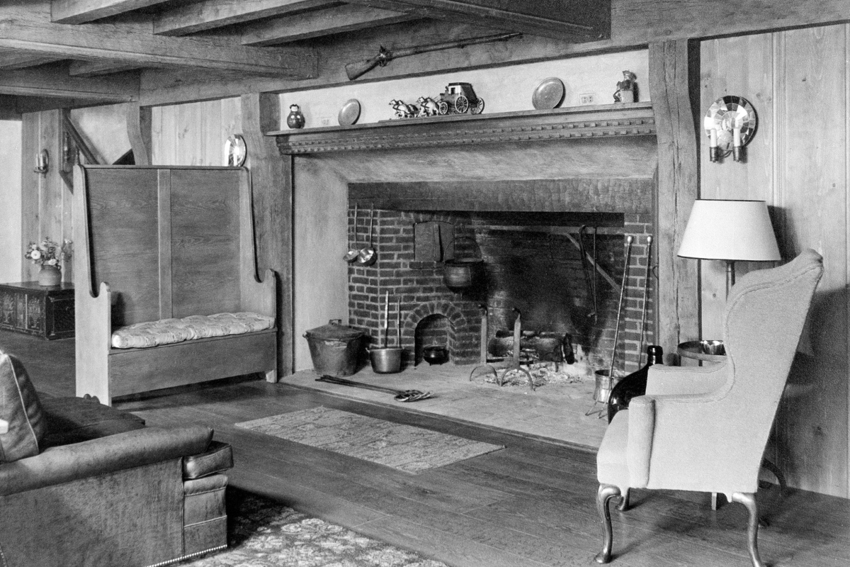 a fireplace in a living room